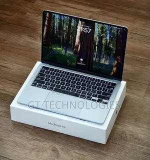 New Laptop Apple MacBook Air 2025 M4 16GB Apple M4 SSD 256GB
