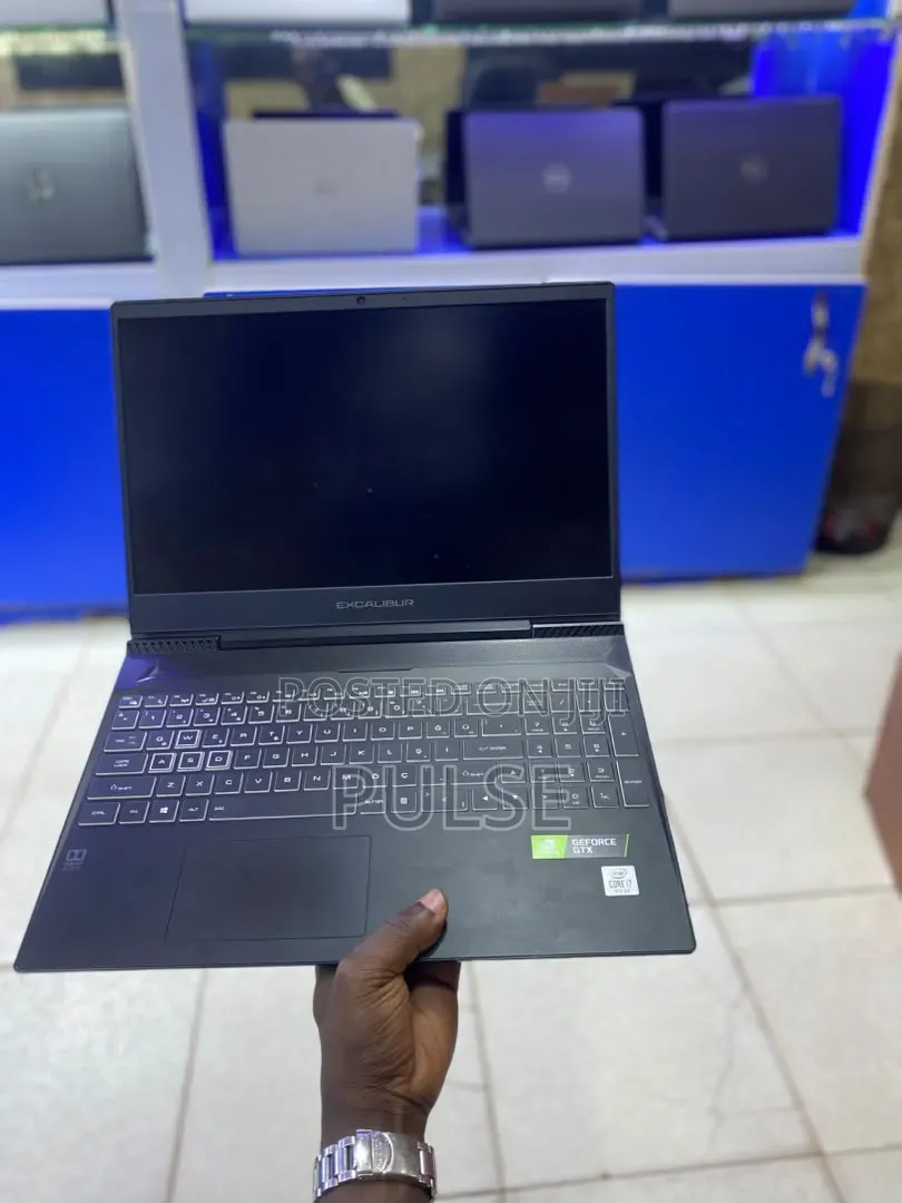 Laptop Casper Excalibur G770 16GB Intel Core i7 SSD 512GB