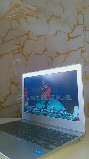 Laptop Samsung 2GB SSD 16 GB