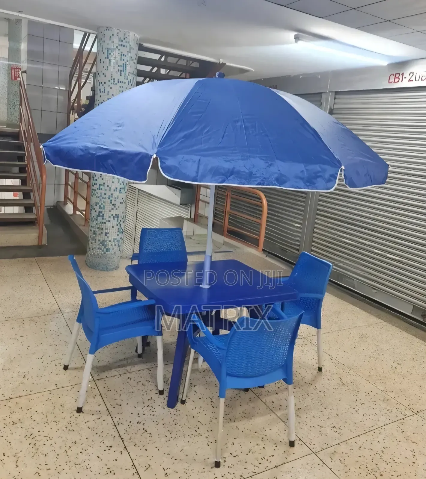 Plastic Chairs, Table and Umbrella for Outdoor Functions