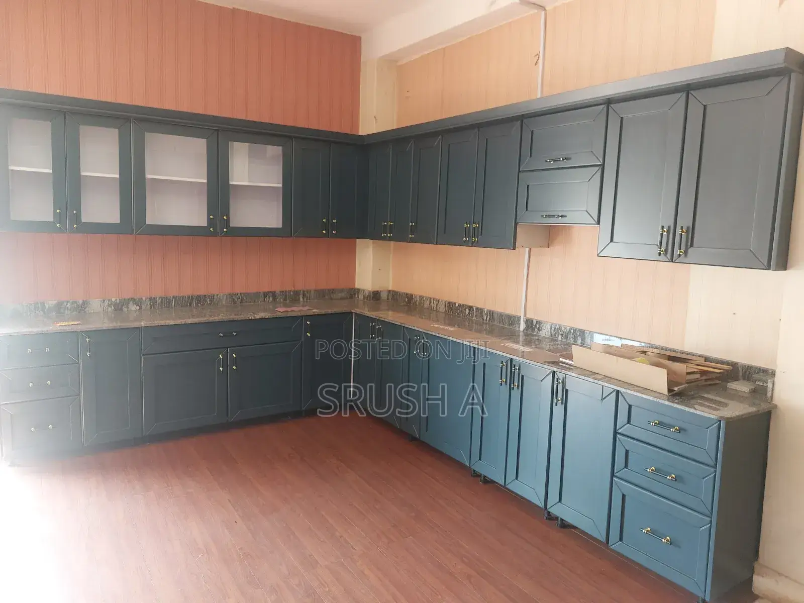 Kitchen Cabinet
