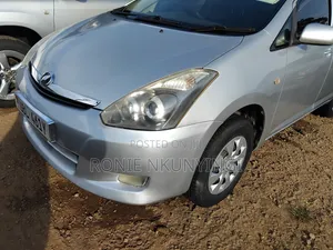 Toyota Wish 2006 Silver