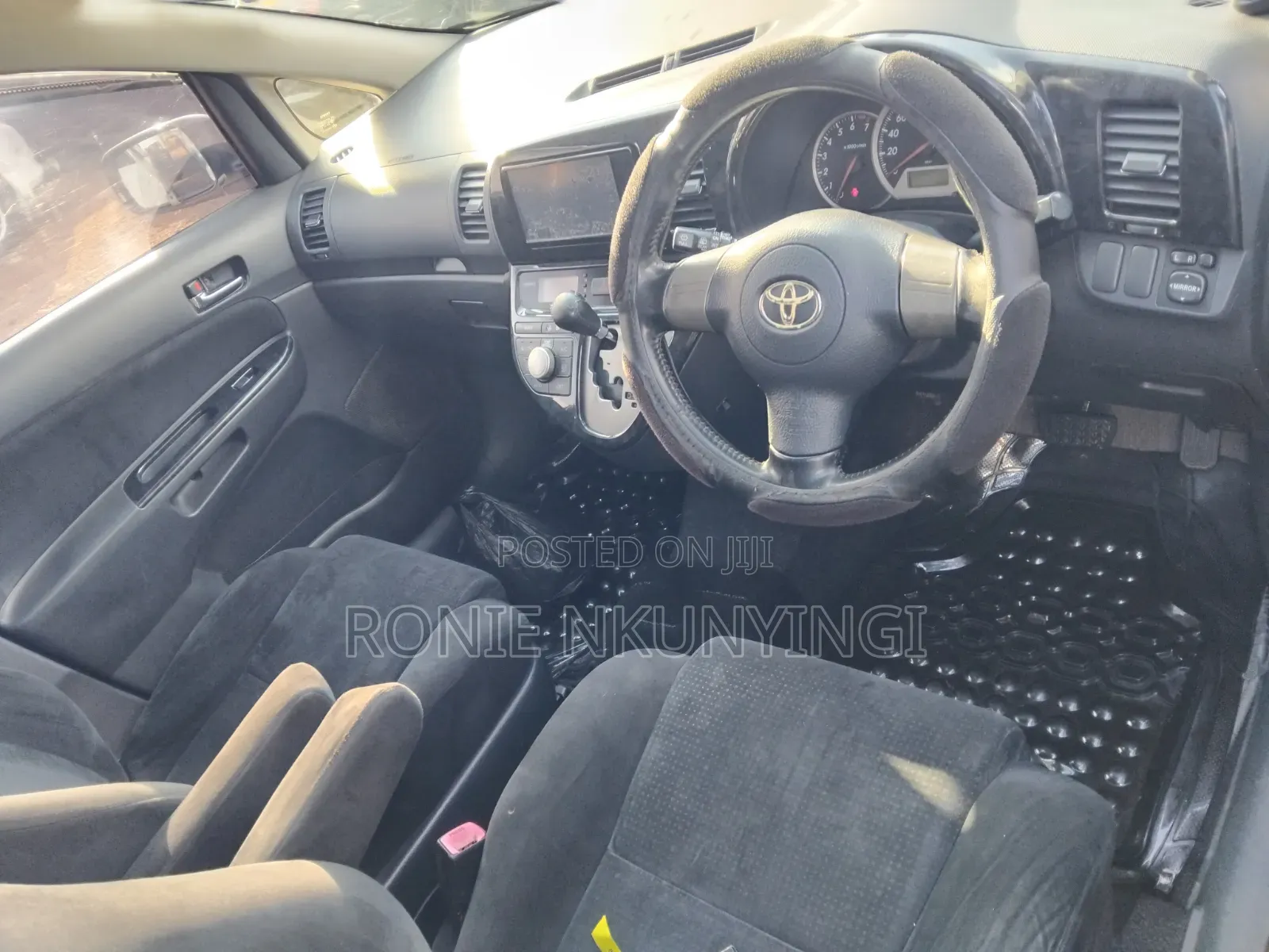 Toyota Wish 2006 Silver