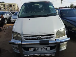 Toyota Noah 2001 White