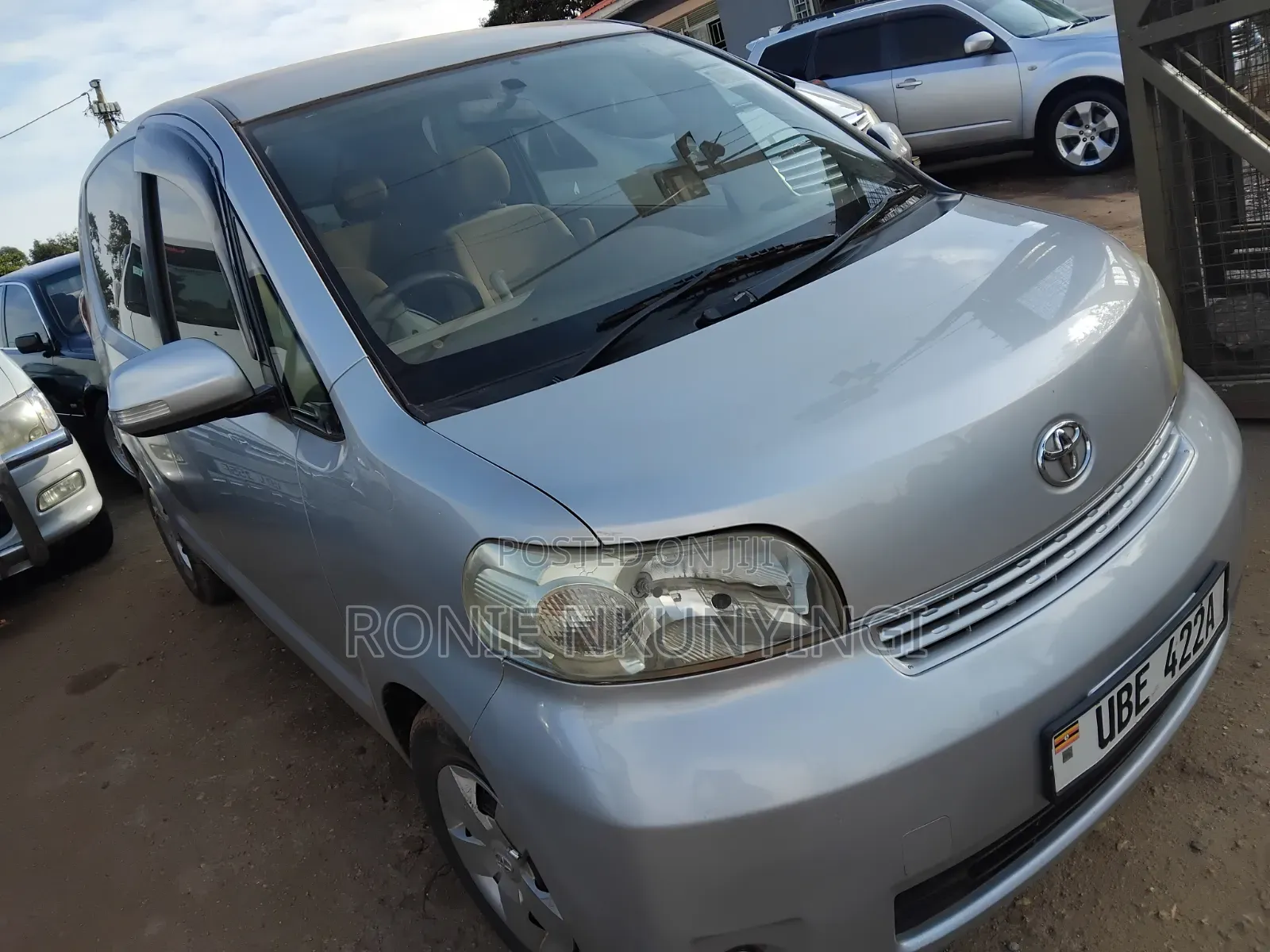 Toyota Porte 2007 Silver