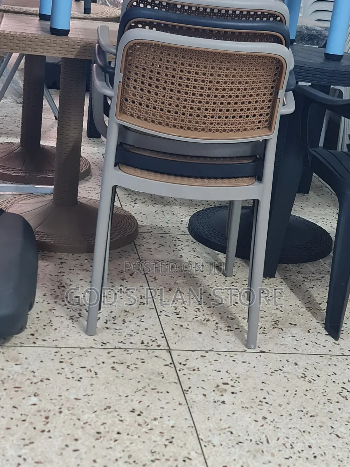 1pc Royal Mesh Back Plastic Chairs Plastic Chairs