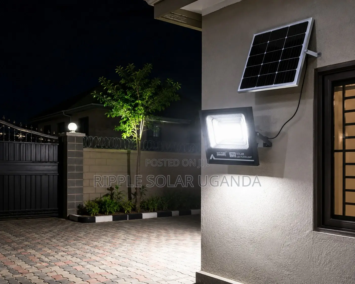 200W Solar Flood Light Waterproof Outdoor Security LED Lamp