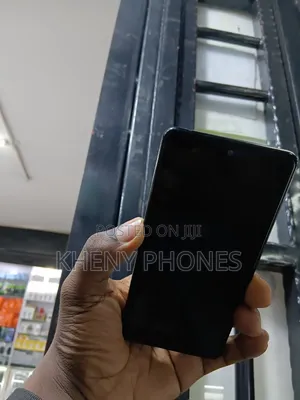 Sharp Aquos sense5G 64 GB Black