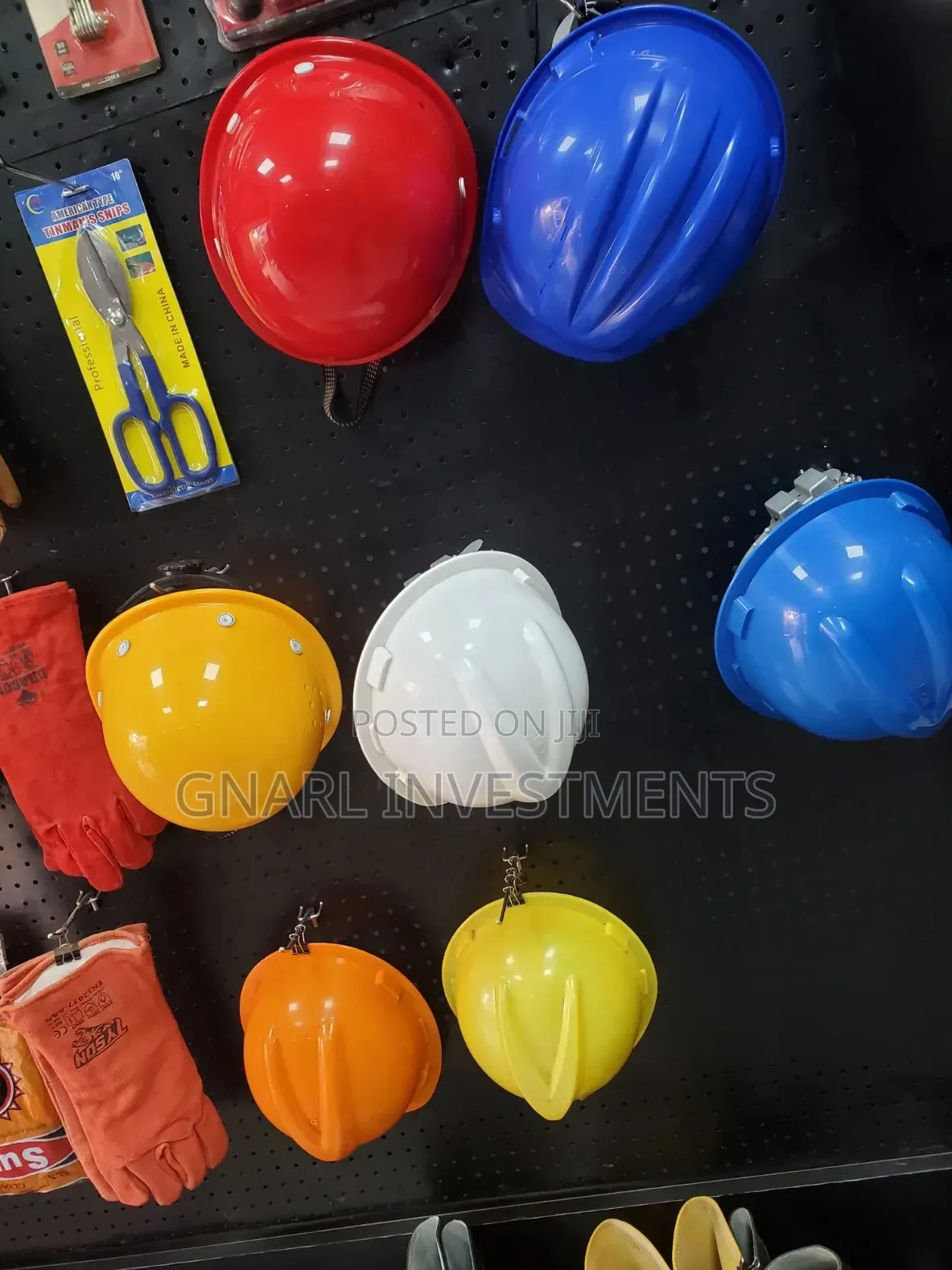 Safety/ Building Helmets