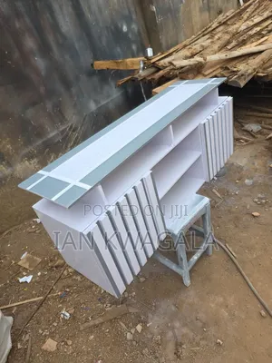 TV Stand Flat