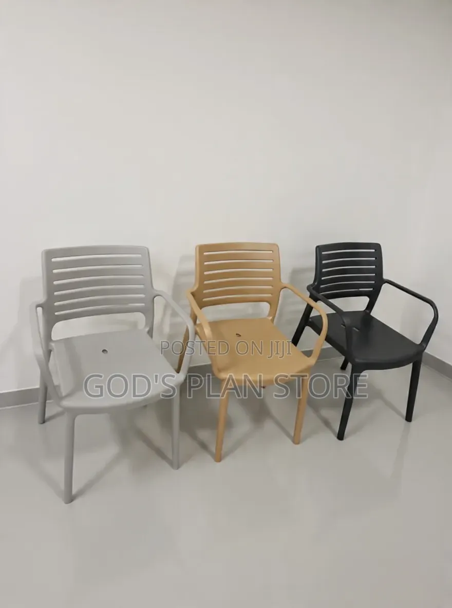 High-Quality Executive Plastic Chairs Plastic Chairs