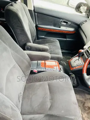 Toyota Harrier 2.4 2012 Silver