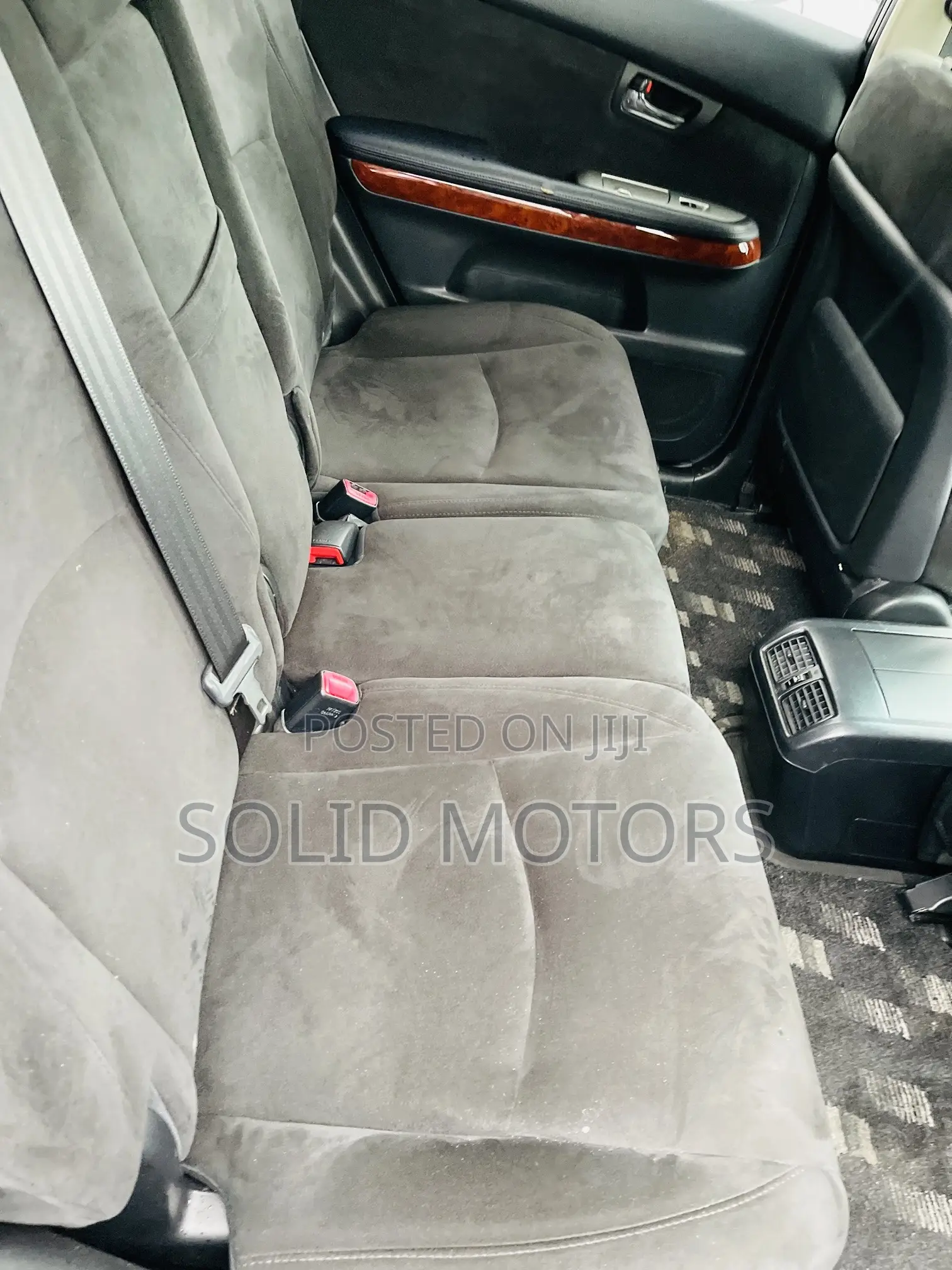 Toyota Harrier 2.4 2012 Silver