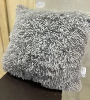 Fluffy Cuhons Gray