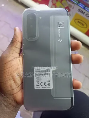 New Infinix Hot 70 128 GB Black