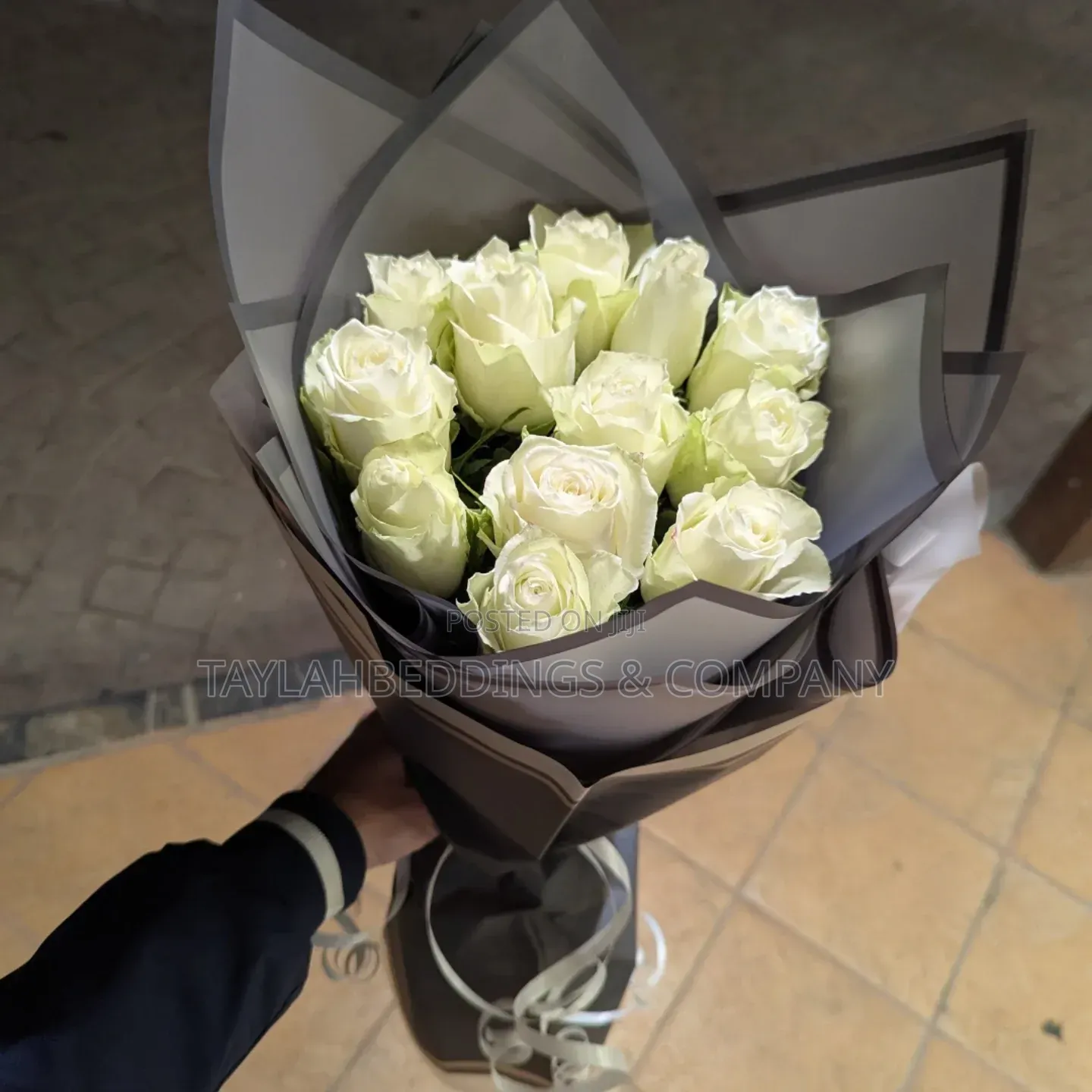 White Dozen Rose Bouquet Deluxe