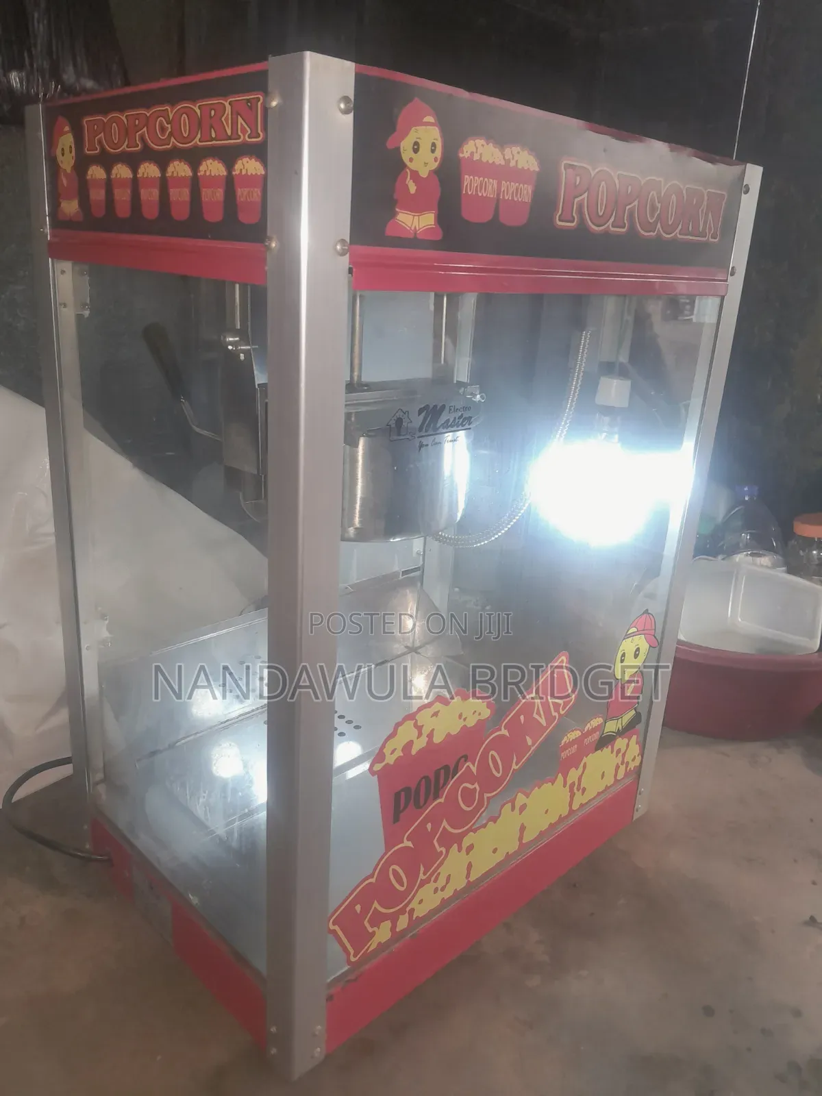 Commercial Popcorn Machine