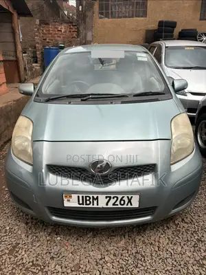 Toyota Vitz 2008 Blue