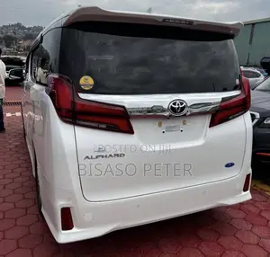 Toyota Alphard 2.5 Petrol AWD 2020 White
