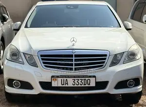 Mercedes-Benz E300 2011 White