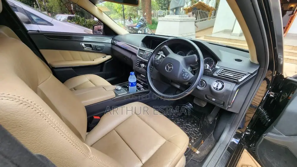 Mercedes-Benz E300 2010 Black