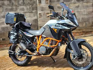 KTM 2017 Orange