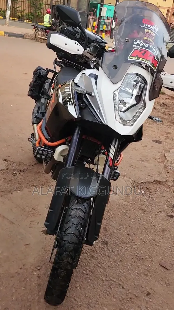 KTM 2017 Orange