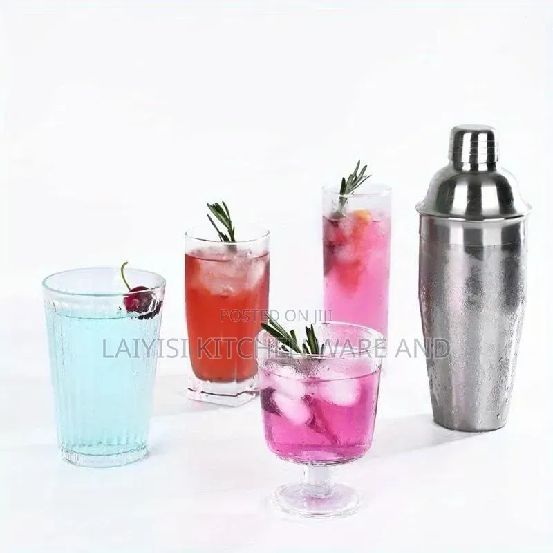 Cocktail Shaker, 20 Oz Martini Drink With Built-in Straw