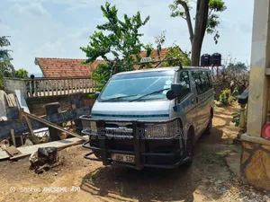 Toyota HiAce 2007 Silver