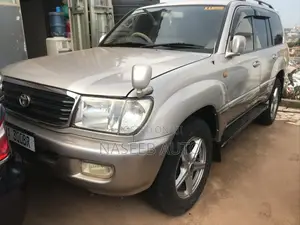 Toyota Land Cruiser Prado 2003 Gold