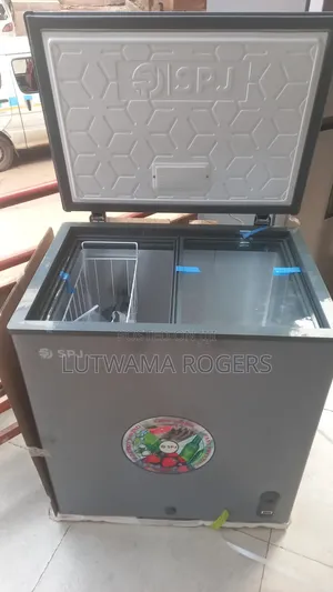 SPJ Chest Freezer 210ltrs