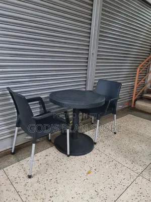 Lumina Plastic Table and Chairs Plastic Table and Chairs for Dining