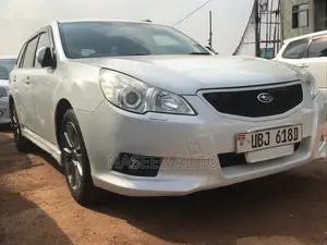 Subaru Legacy 2010 White