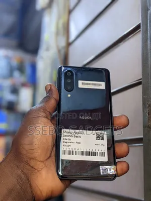 Sharp Aquos Zero 5G Basic 128 GB Black