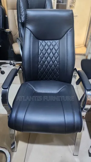 Straight Leg Executive Office Visitor Chair
