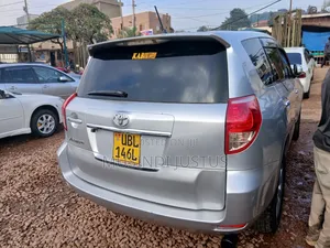 Toyota Vanguard 2009 Silver