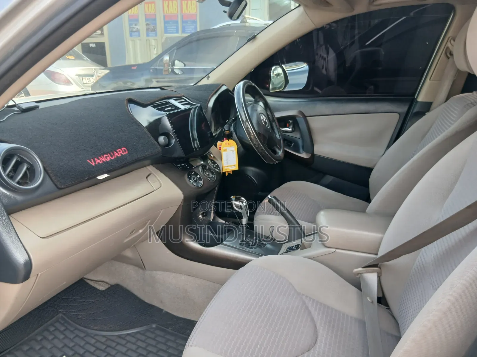 Toyota Vanguard 2009 Silver