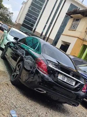 Mercedes-Benz C200 2014 Black