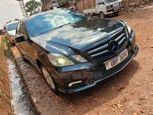 Mercedes-Benz E300 2014 Black