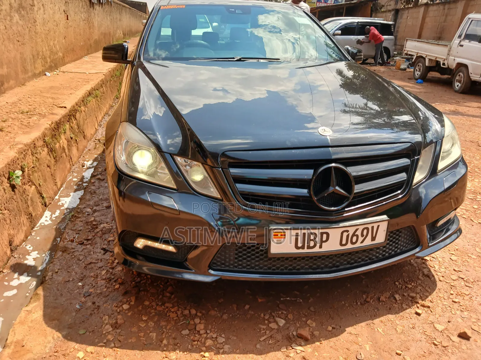 Mercedes-Benz E300 2014 Black