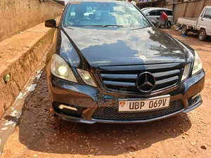 Mercedes-Benz E300 2014 Black