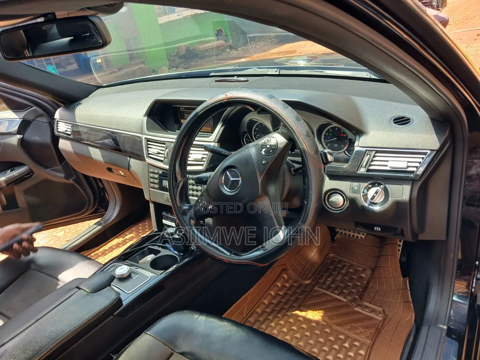 Mercedes-Benz E300 2014 Black