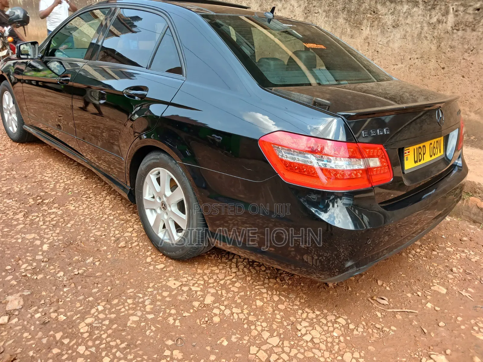 Mercedes-Benz E300 2014 Black