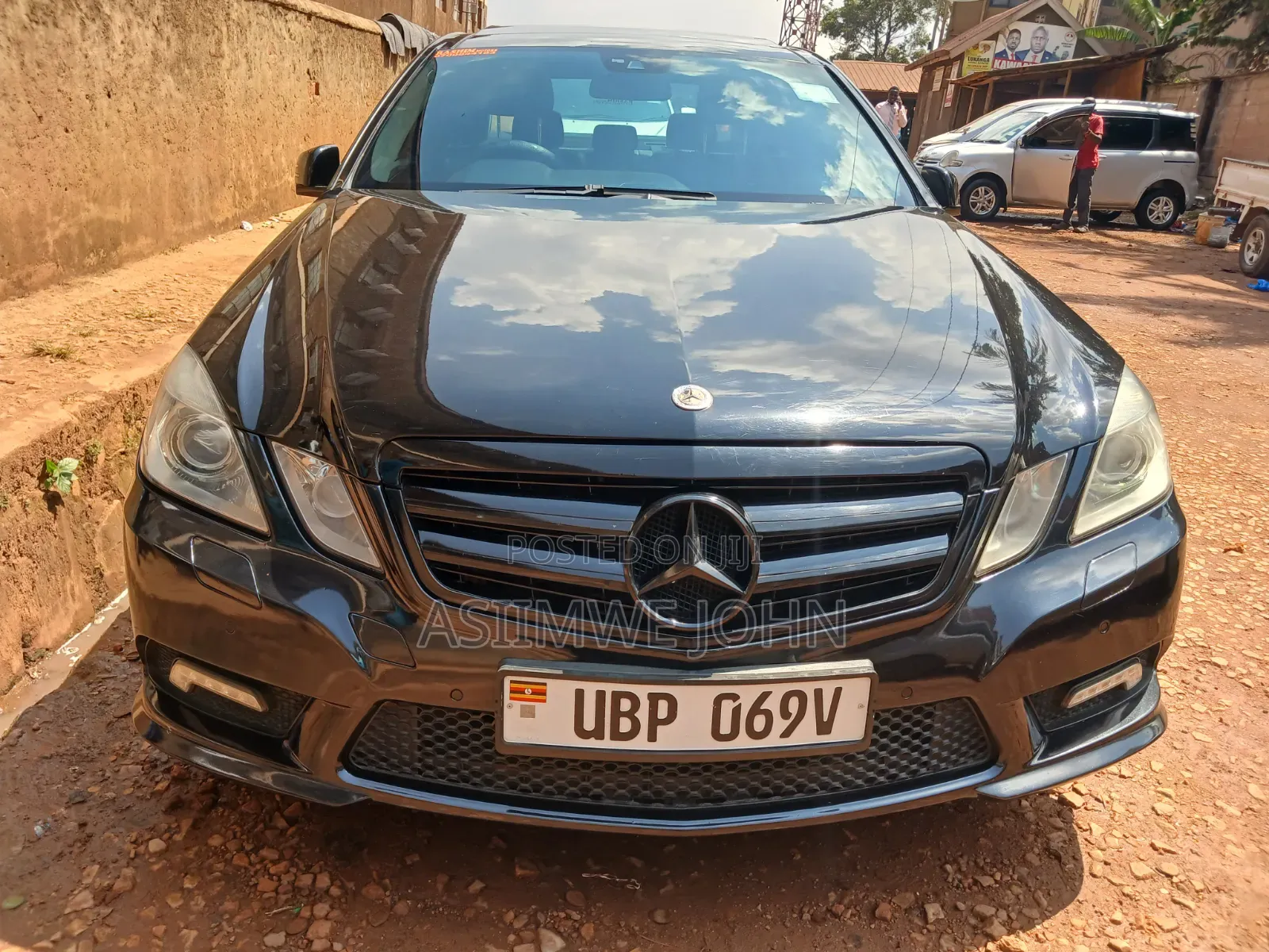Mercedes-Benz E300 2014 Black
