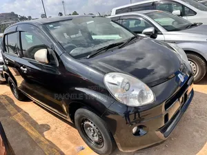 Toyota Passo 1.0 AWD 2013 Black