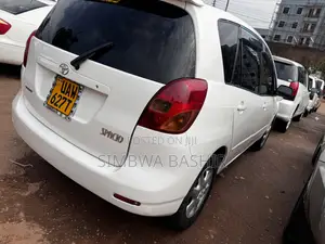 Toyota Corolla Spacio 2004 White