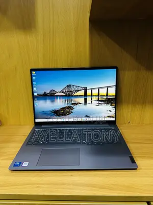 New Laptop Lenovo ThinkBook 15 16GB Intel Core i5 SSD 512GB