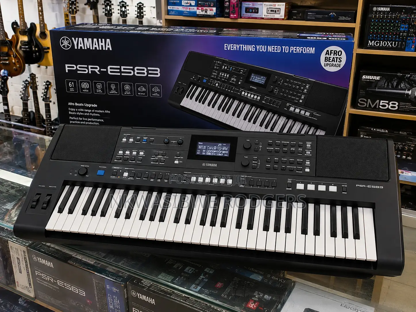 Yamaha PSR E583