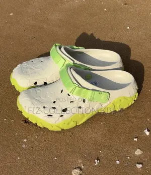 Crocs All Terrain Atlas Clog Neon Green