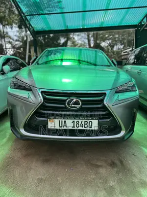 Lexus NX 2017 Silver